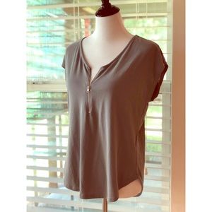 🆕Slate Grey Zip Top🆕